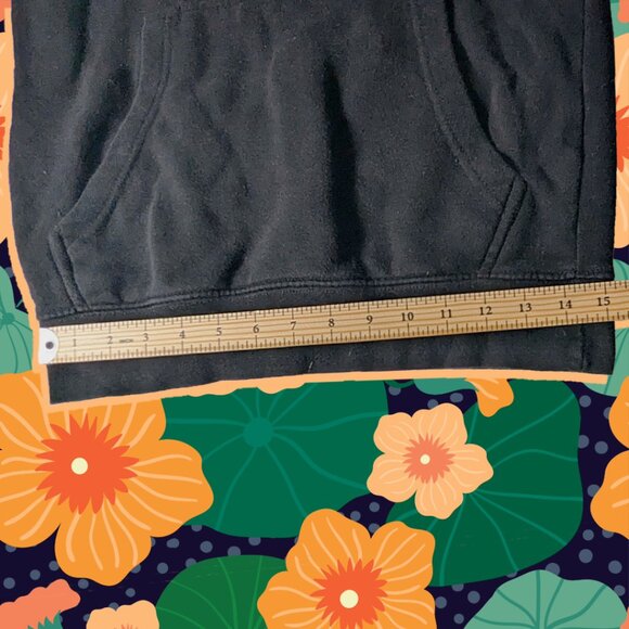 Last Call Co. "Not Your Cup of Tea" Skull Graphic Hoodie, approx. size unisex S - Picture 5 of 8